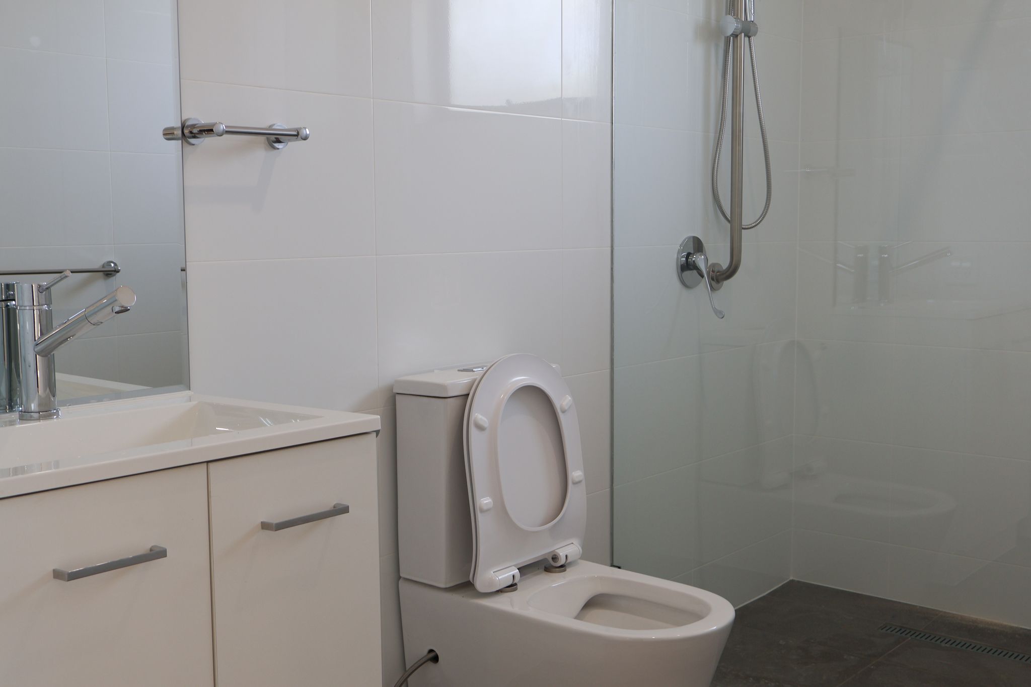 Riverlea Park - Brand New 2 tenant home with Separate Lounge Rooms — Home image 5