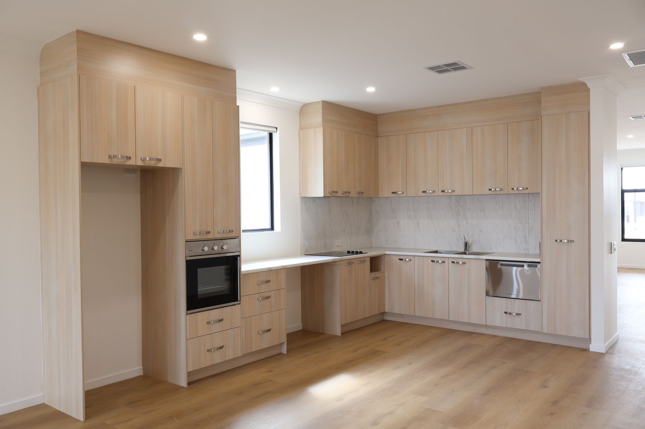 Riverlea Park - Brand New 2 tenant home with Separate Lounge Rooms — Home image 8