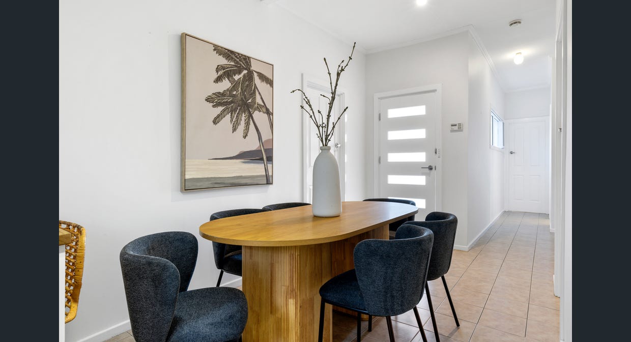 Beautiful SIL Available Now in Elizabeth Downs — Home image 5