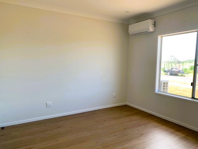 Bucasia, Mackay QLD - Robust Duplex ( 2 x Villas = 2 x Vacancies) — Home image 8