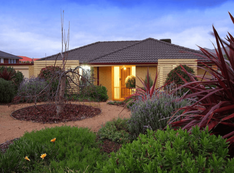 5 Bedroom Shared Home, Mornington — Home image 2