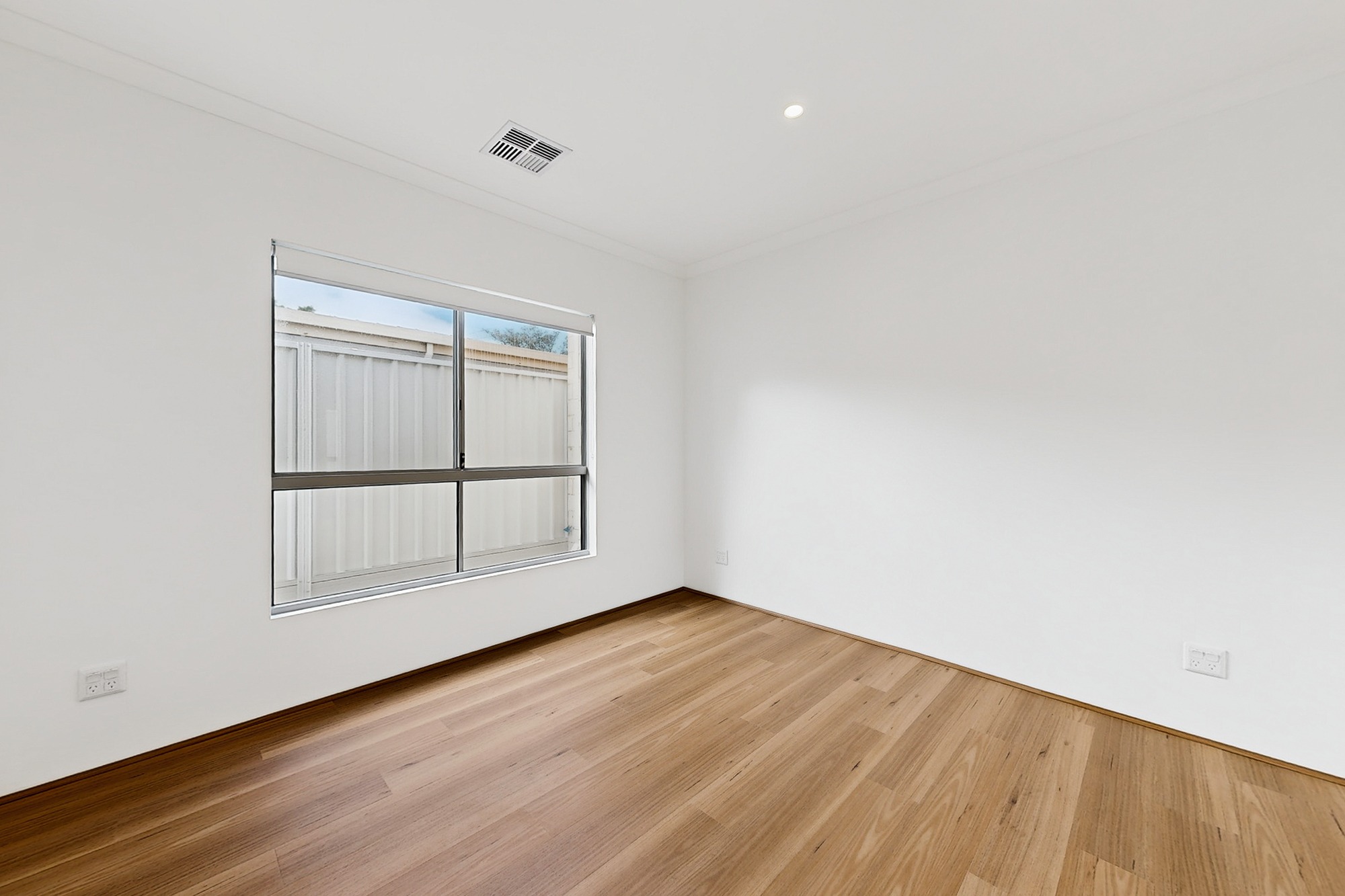 27A Osborne Place, Stirling, WA – IL — Home image 8