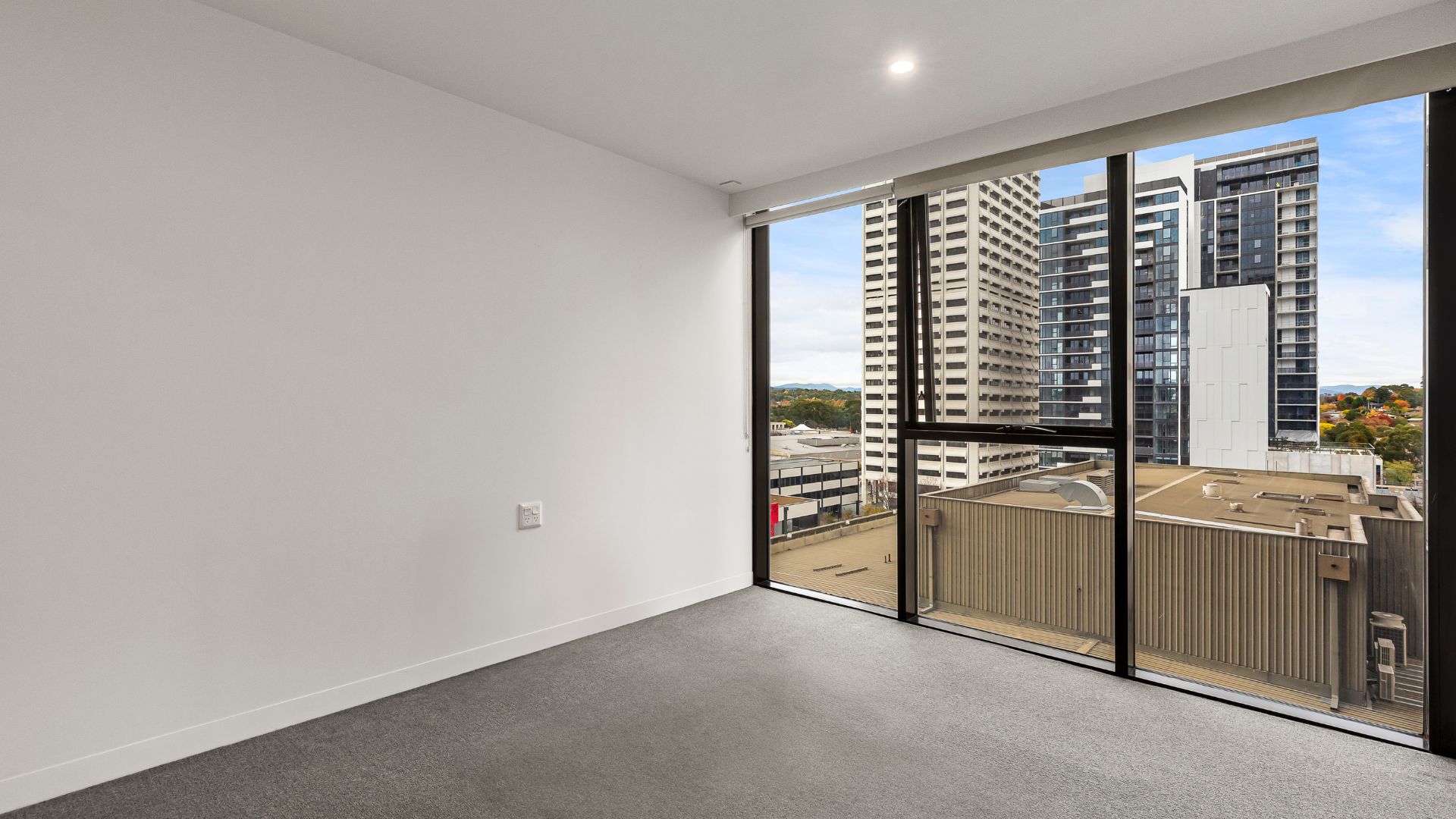 Grand Central Towers, Woden ACT - SDA - High Physical Support — Home image 9
