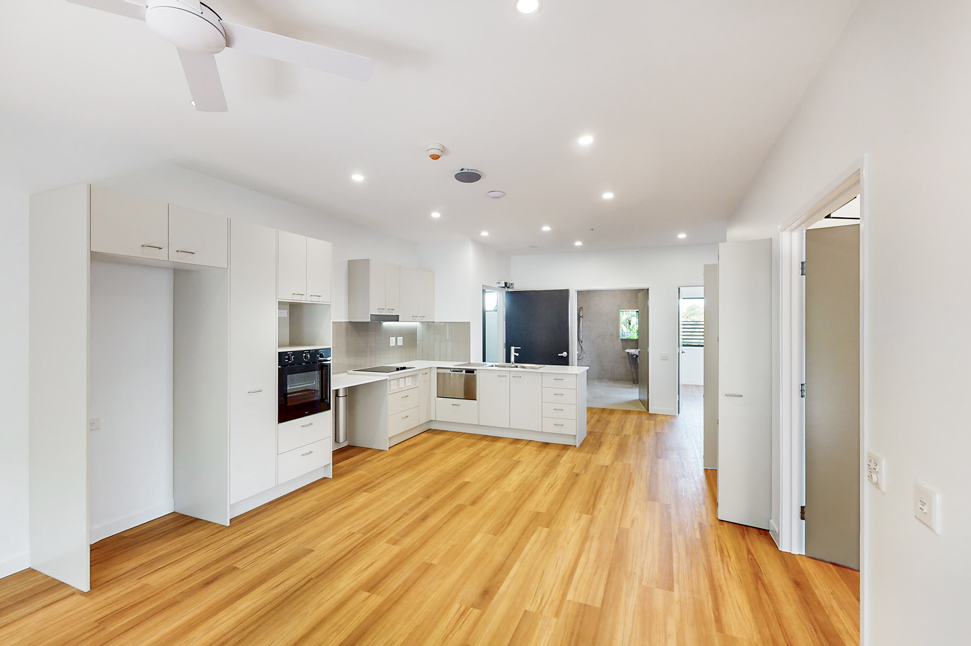 2 Bedroom Apartments, Kippa-Ring — Home image 3