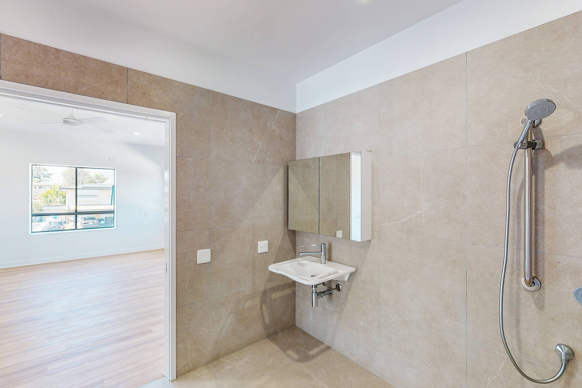 2 Bedroom Apartments, Kippa-Ring — Home image 5
