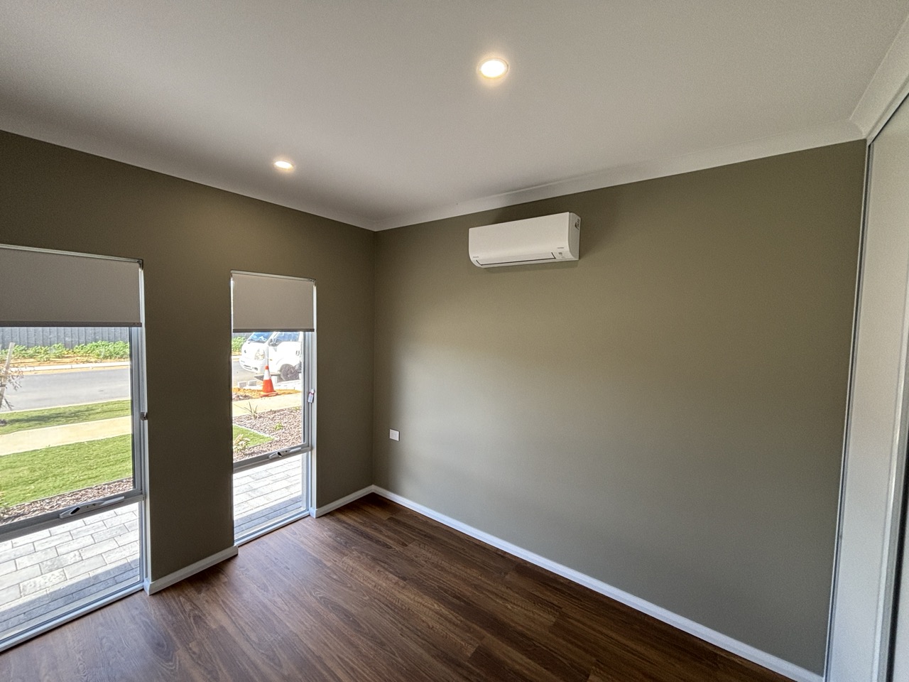 BRAND NEW Spacious 2 Resident (HPS) (SDA) House - Yangebup — Home image 2
