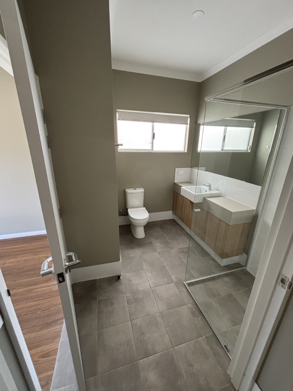 BRAND NEW Spacious 2 Resident (HPS) (SDA) House - Yangebup — Home image 3