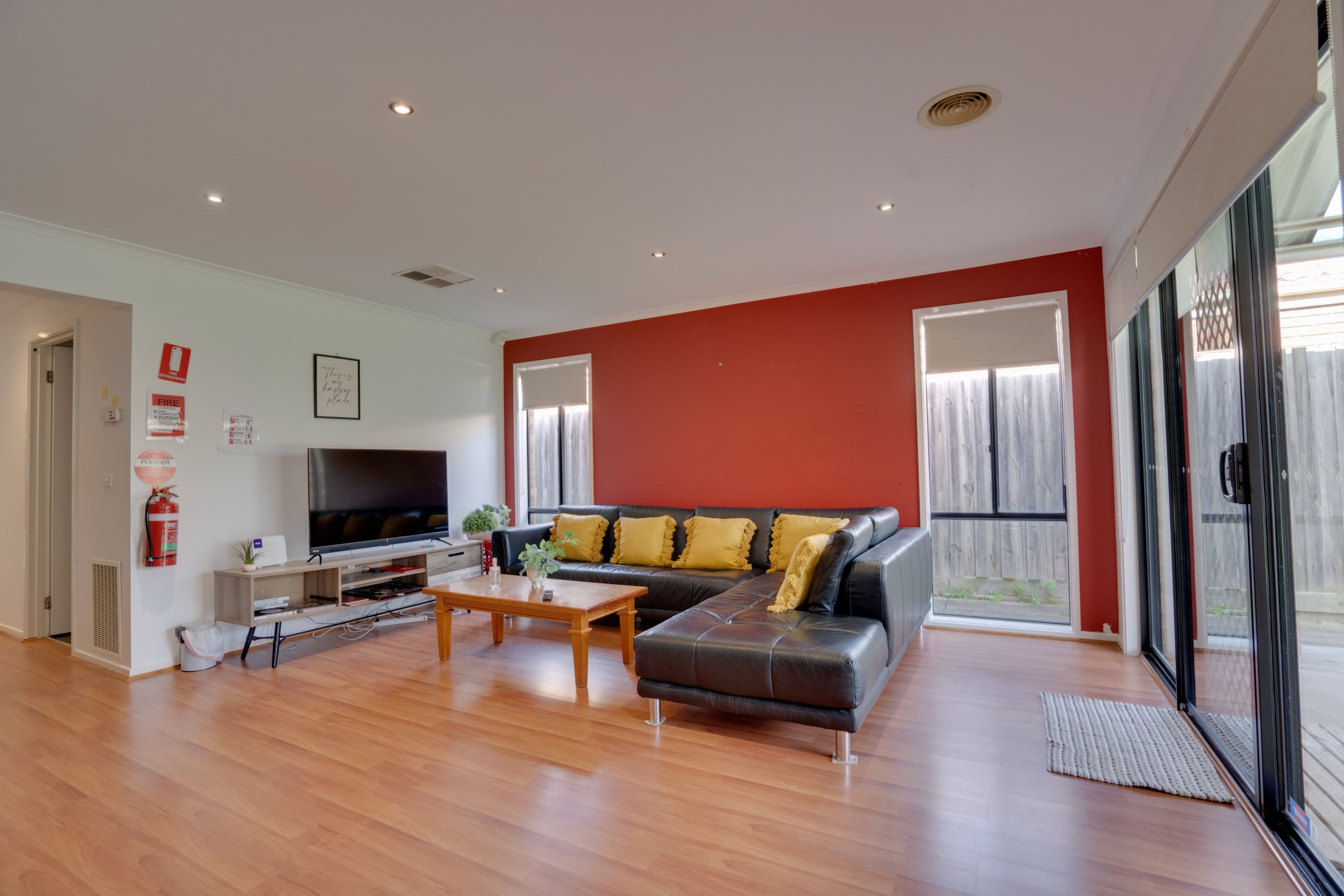 LIVE WITH ONE OTHER PERSON - FULLY ACCESSIBLE HOME (STA, MTA OR SIL) — Home image 4