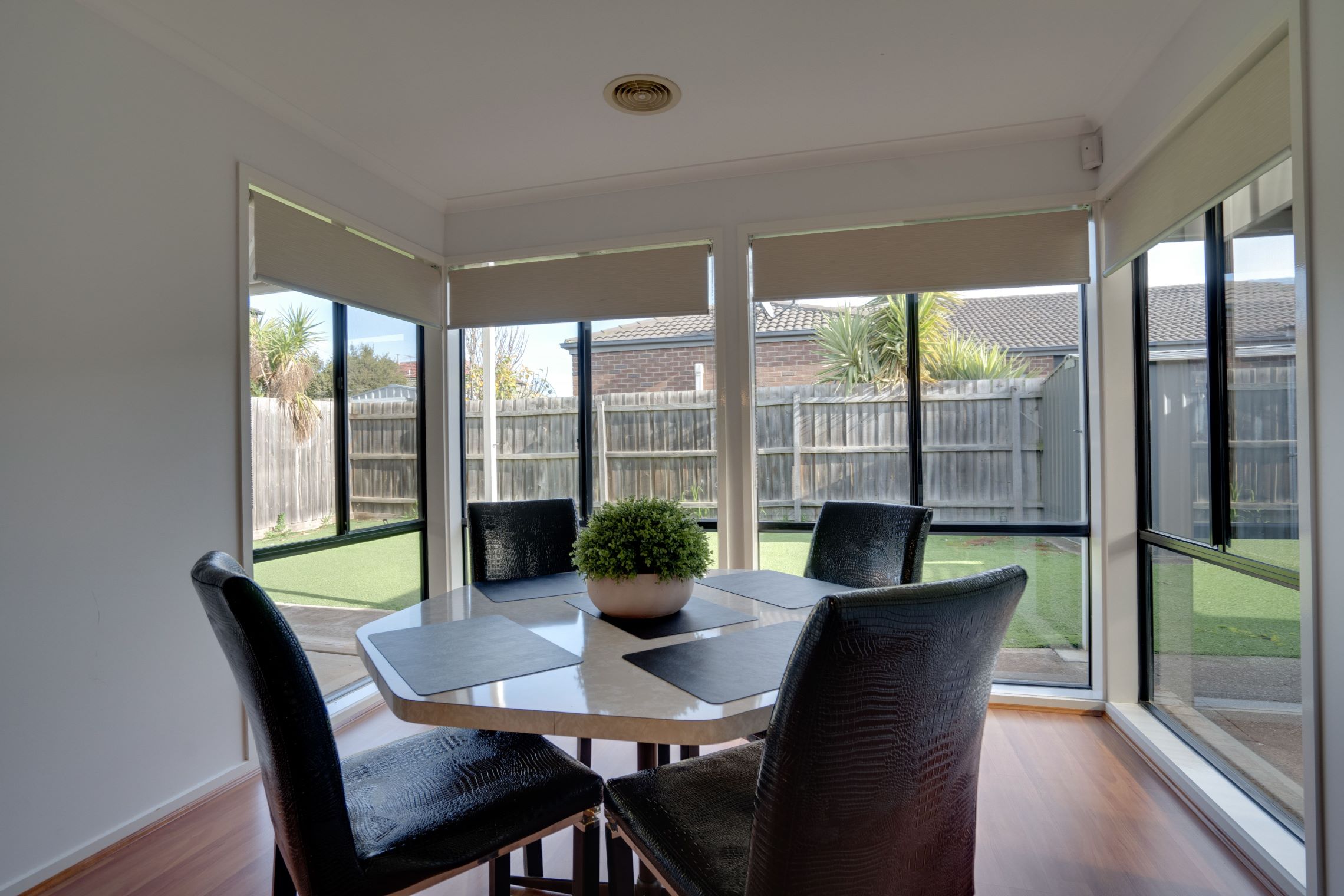 LIVE WITH ONE OTHER PERSON - FULLY ACCESSIBLE HOME (STA, MTA OR SIL) — Home image 11