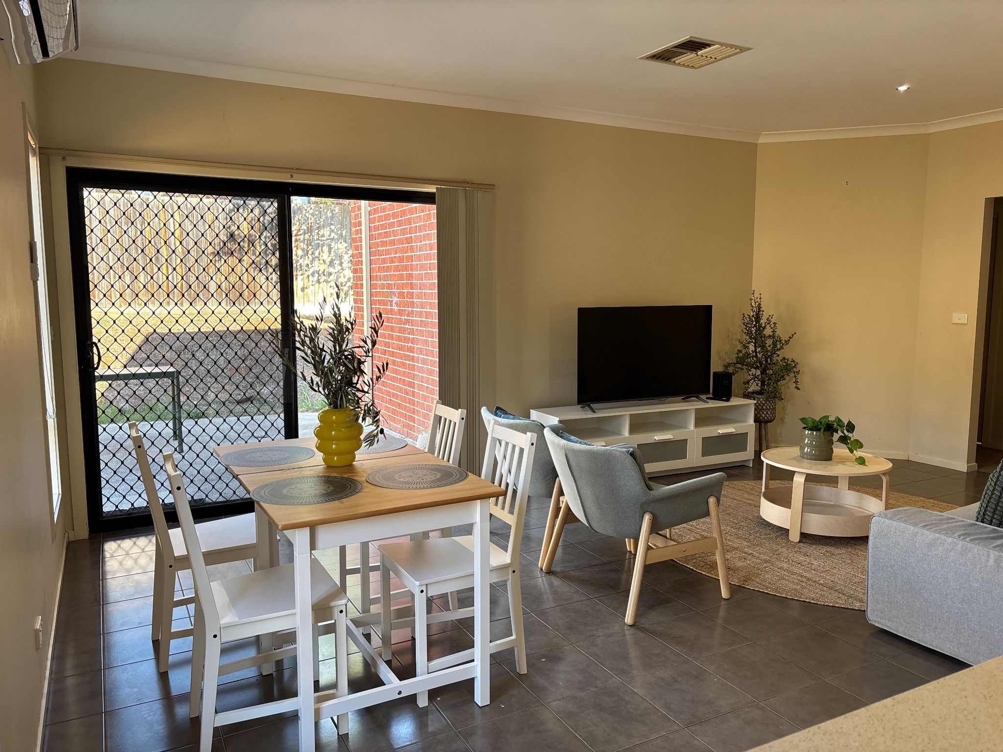 Danny Met Sally SIL Home Tarneit — Home image 9