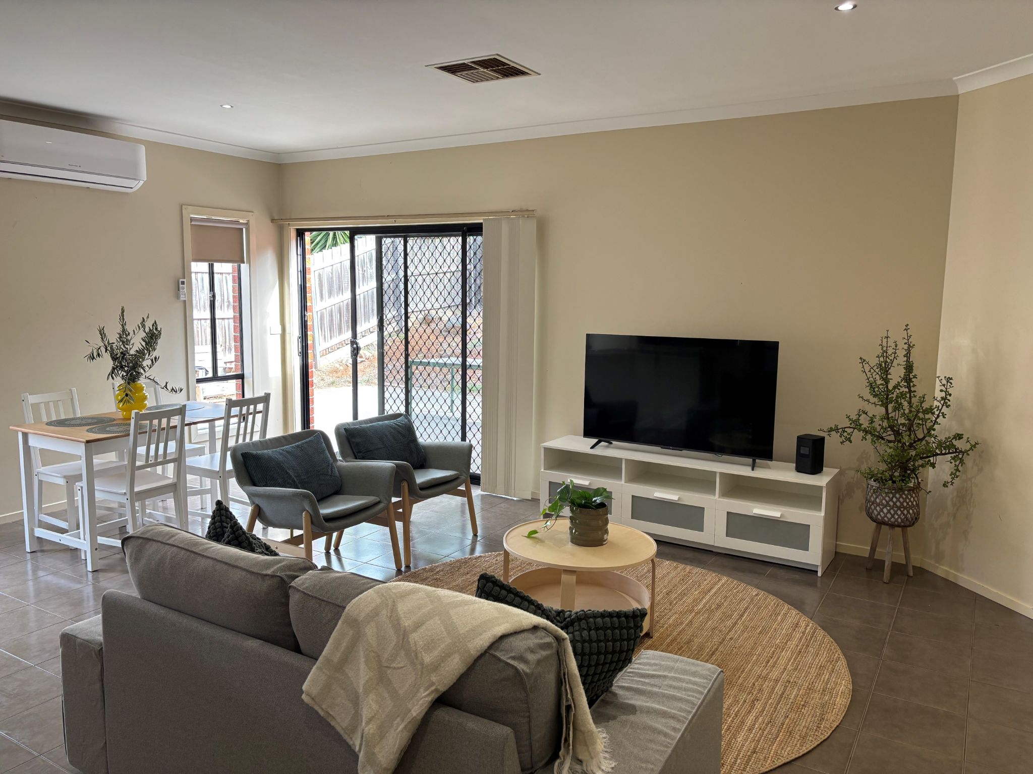 Danny Met Sally SIL Home Tarneit — Home image 11