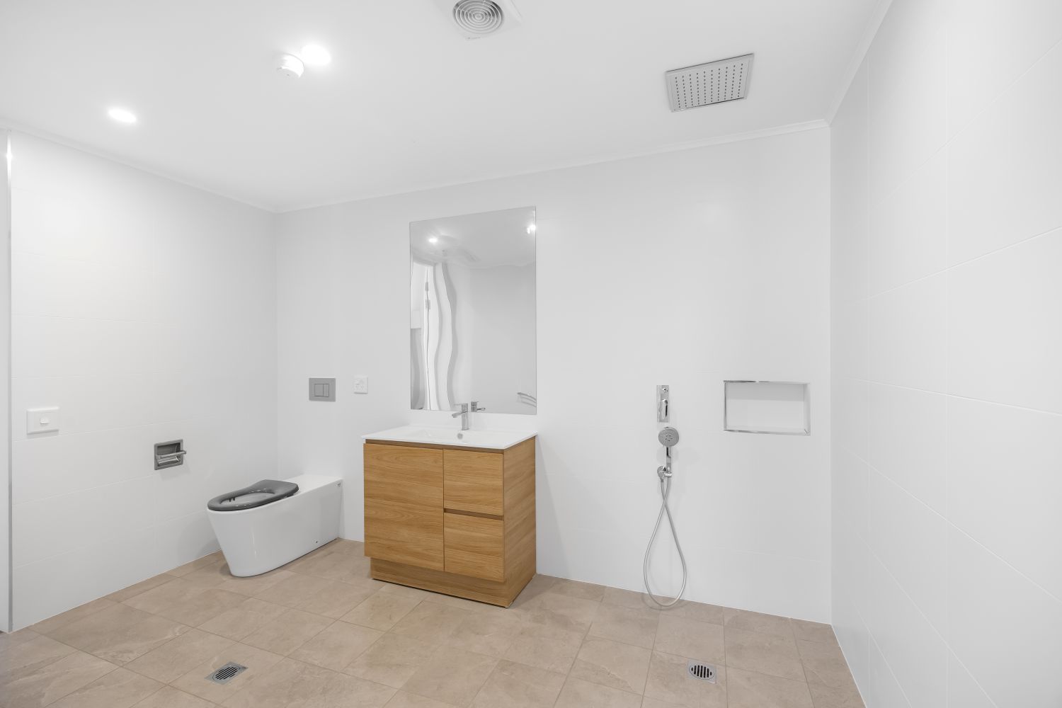Lake Haven - 1 VACANCY! — Home image 3