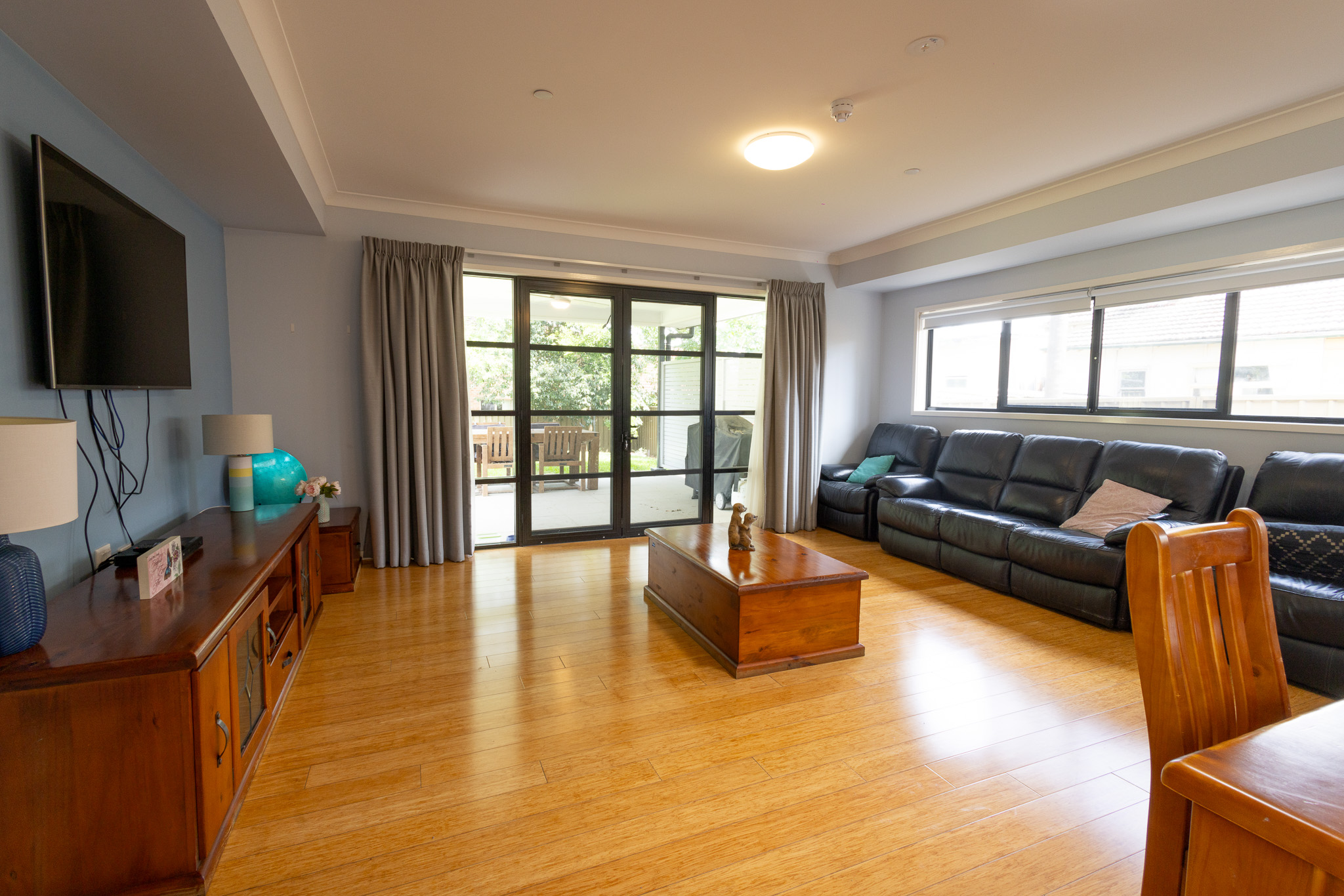 Bright & Spacious SDA Home in Penrith with Garden & Outdoor BBQ Area — Home image 12