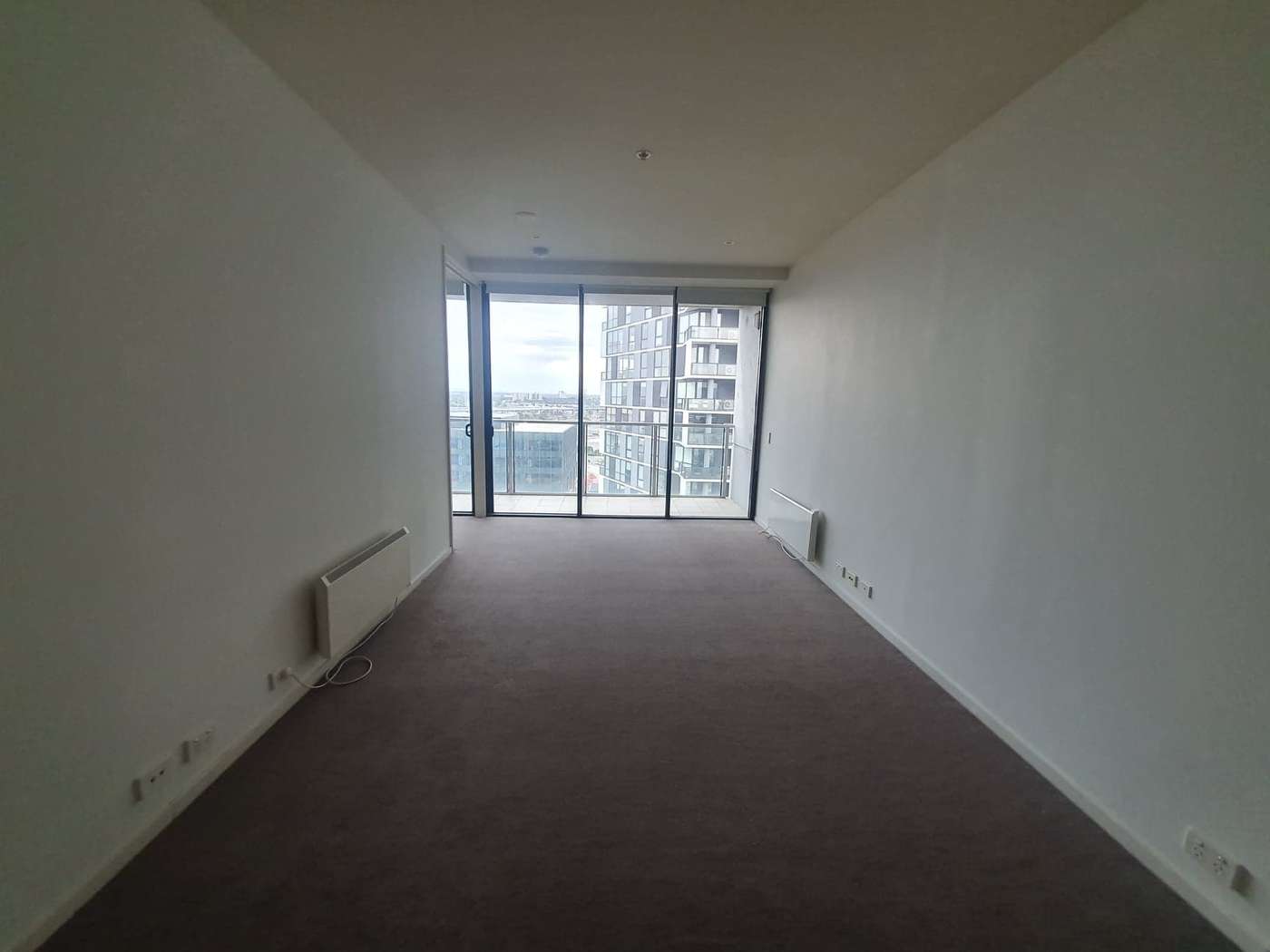 STUNNING PROPERTY IN DOCKLANDS - 5 Caravel Lane, Docklands VIC 3008 — Home image 12