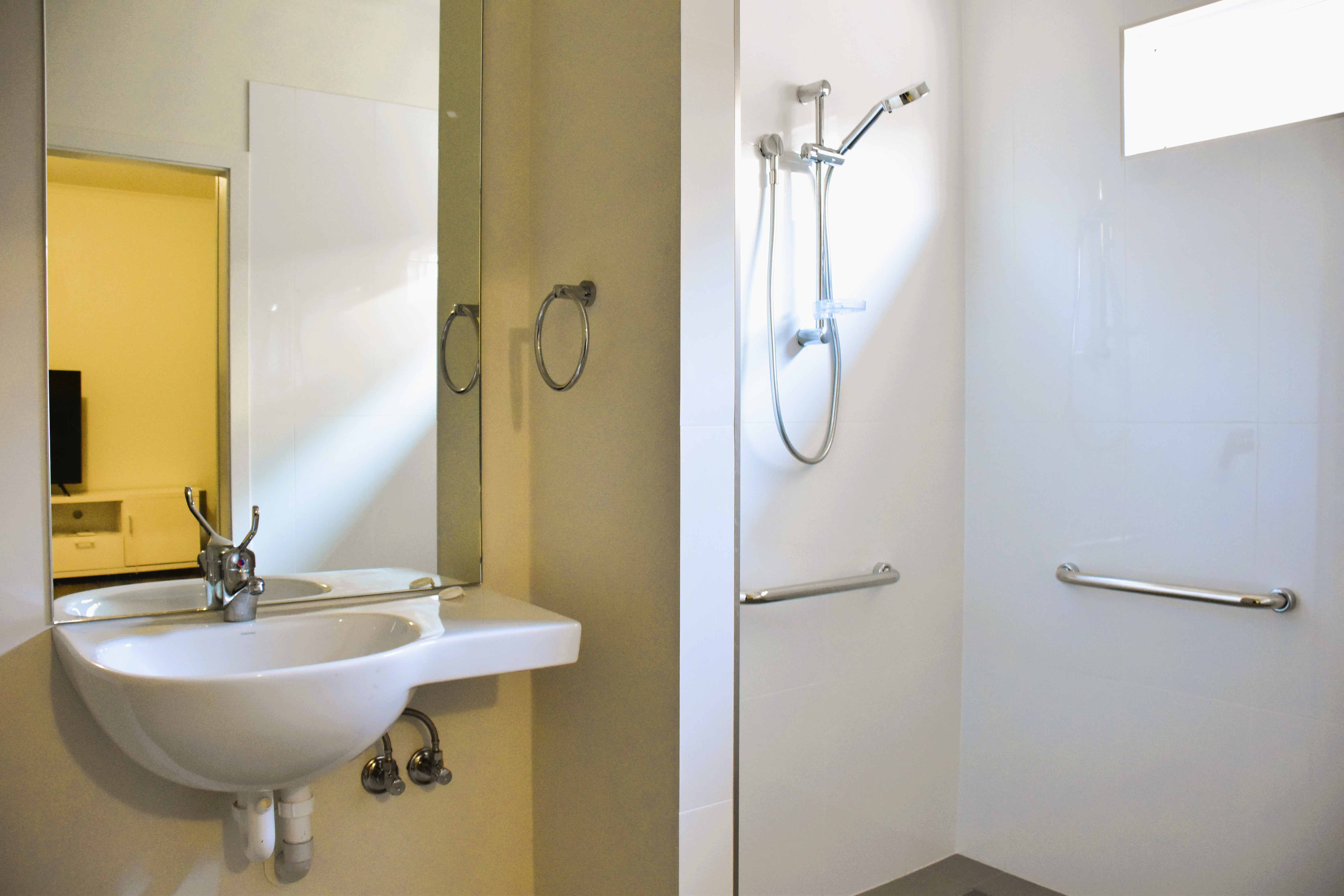Beautiful 4 Bedroom SIL Home in Elizabeth — Home image 10