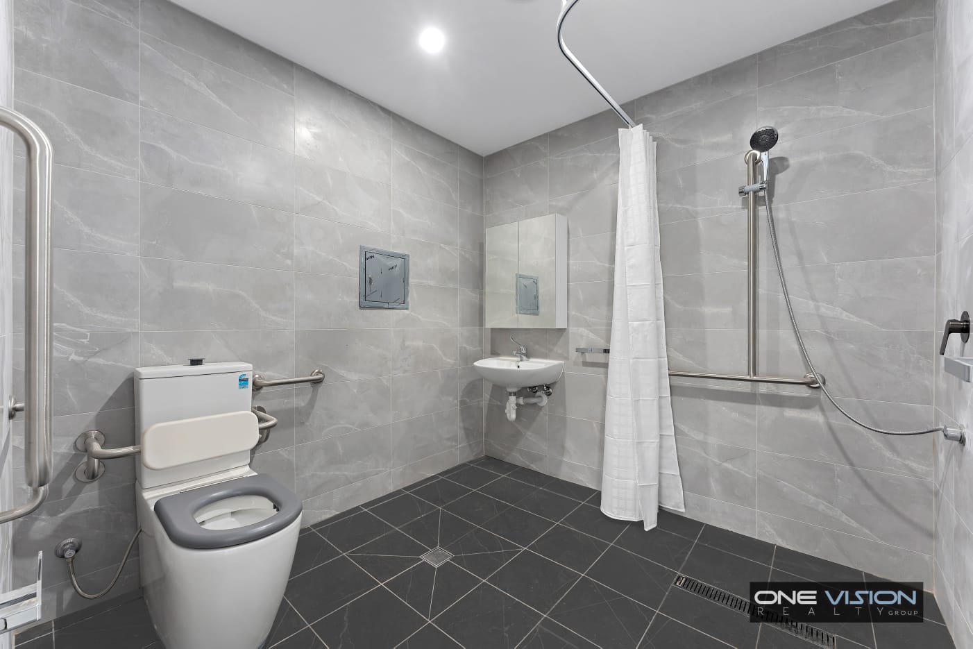 Stylish Improved Liveability SDA Apartment – Wentworthville — Home image 9