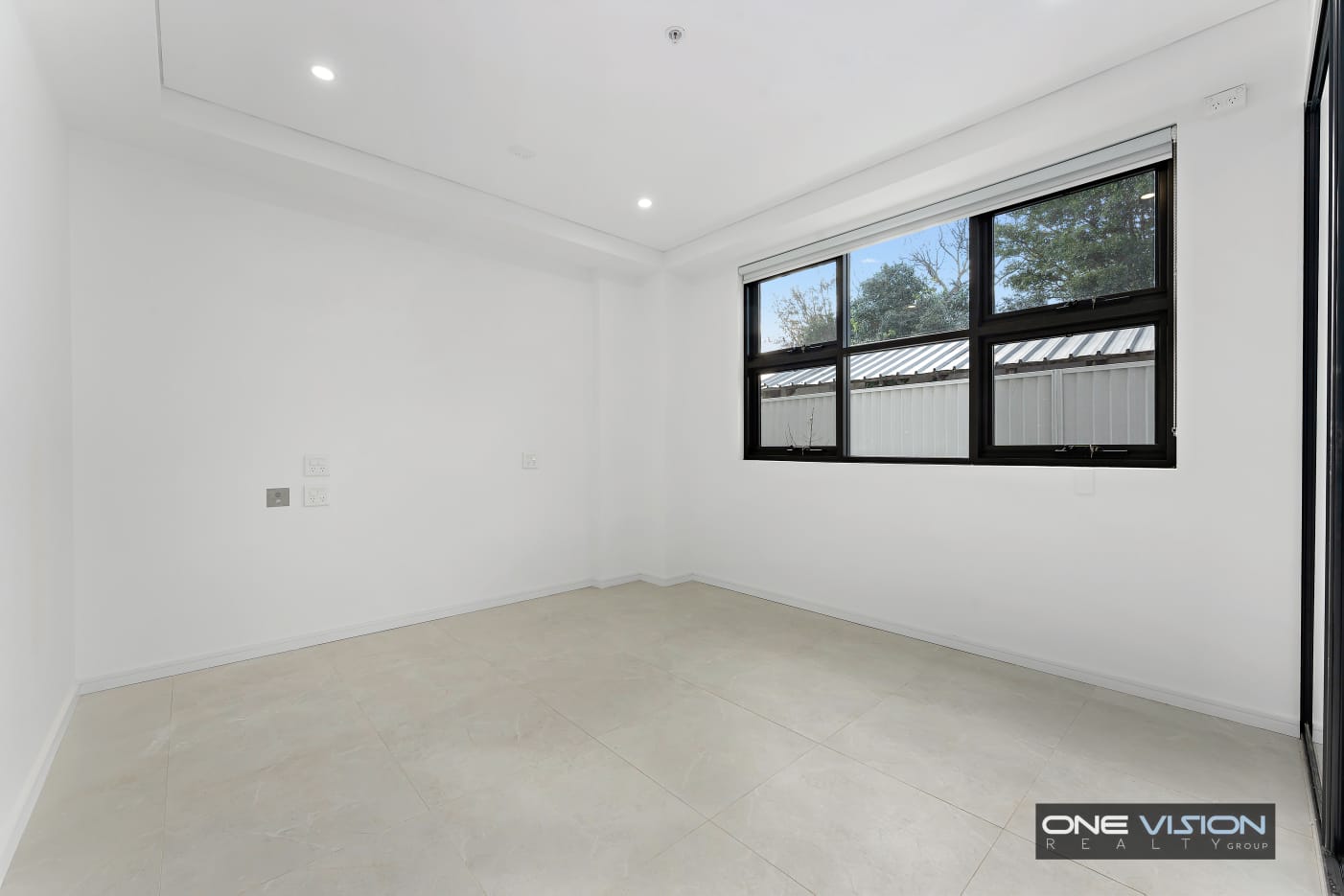 Stylish Improved Liveability SDA Apartment – Wentworthville — Home image 11