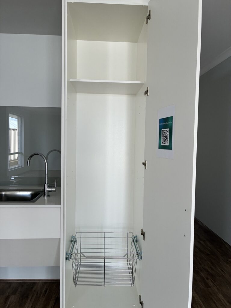 Karnup - HPS 3 Bed Furnished Home with ensuites - OOA Room Incl. — Home image 7