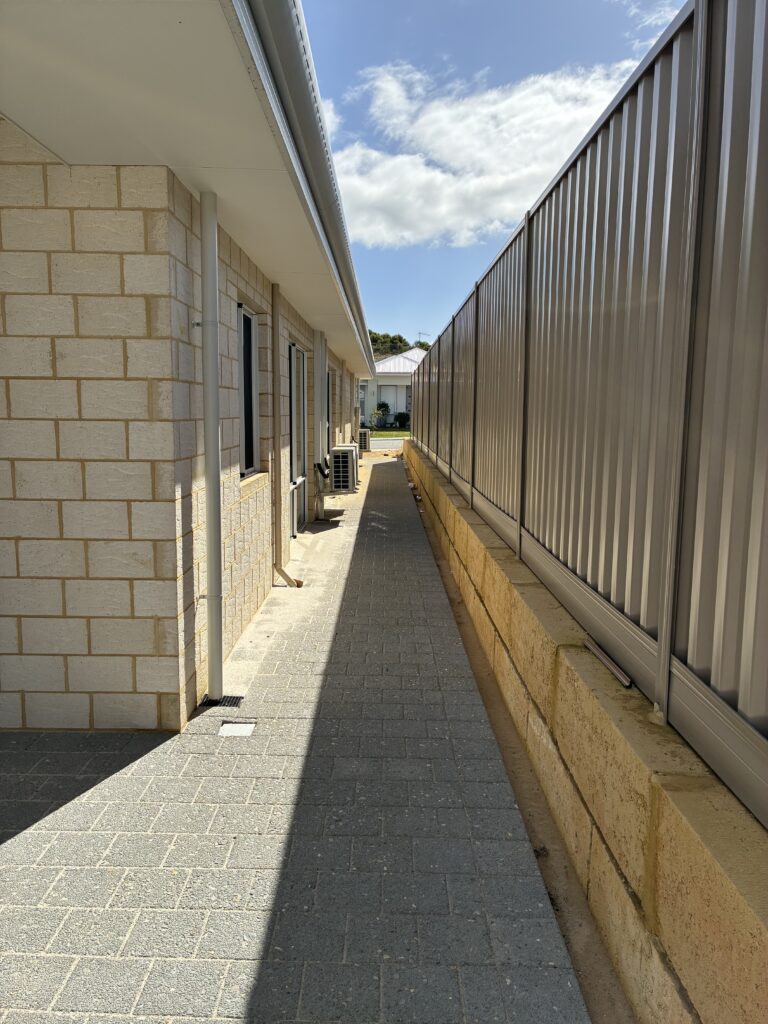 Karnup - HPS 3 Bed Furnished Home with ensuites - OOA Room Incl. — Home image 17