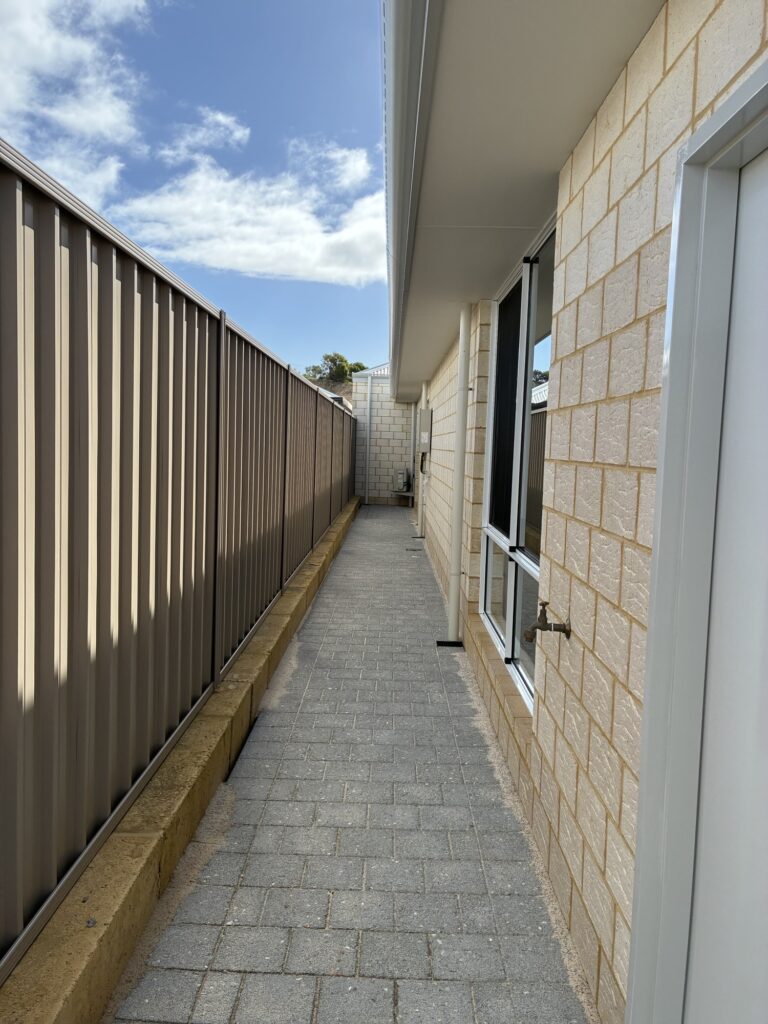 Karnup - HPS 3 Bed Furnished Home with ensuites - OOA Room Incl. — Home image 18