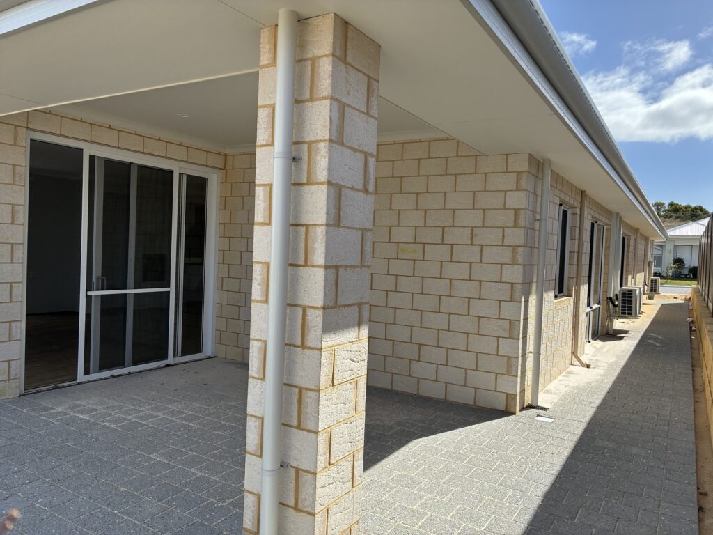 Karnup - HPS 3 Bed Furnished Home with ensuites - OOA Room Incl. — Home image 19