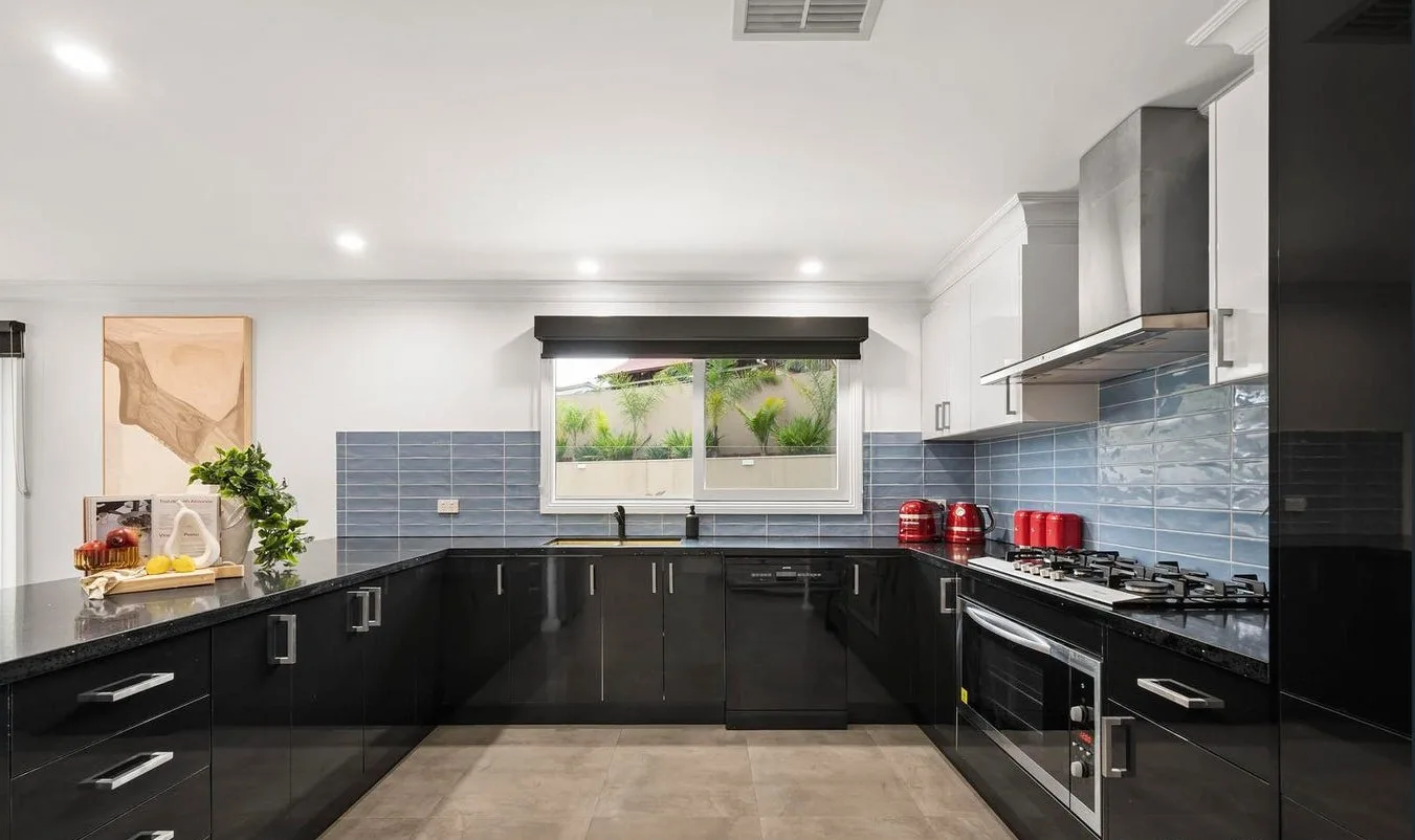 Luxurious Living in Mooroolbark SIL Home — Home image 11