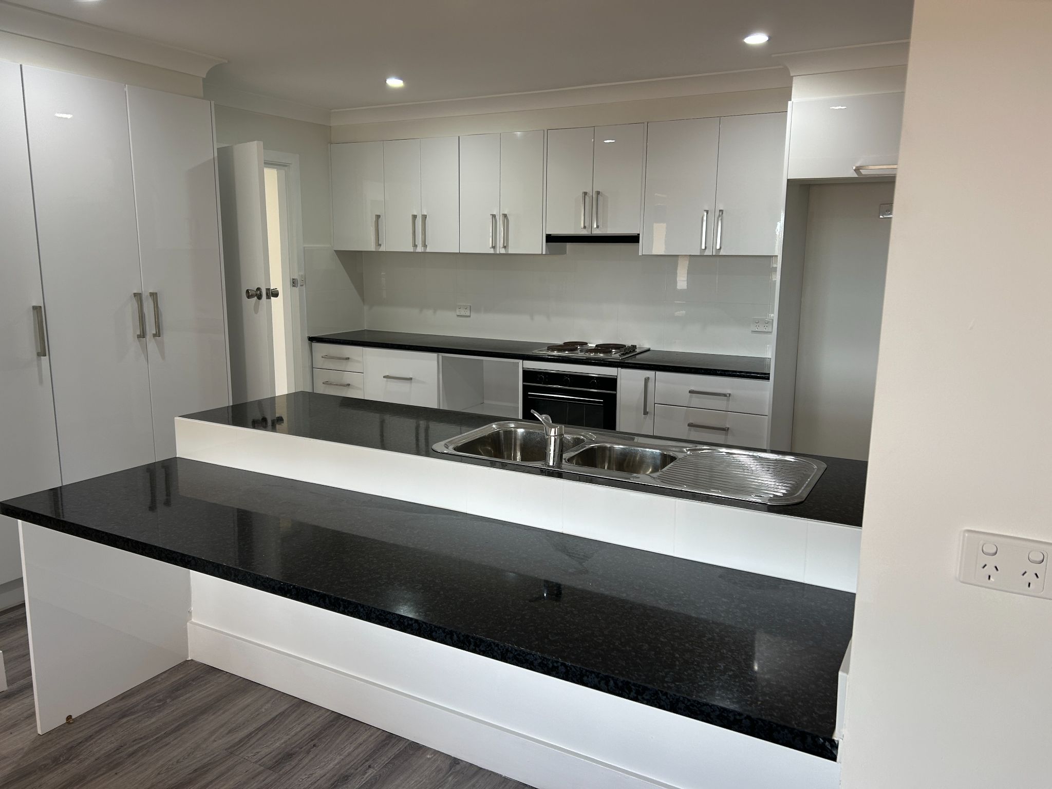 Cowra Home — Home image 6