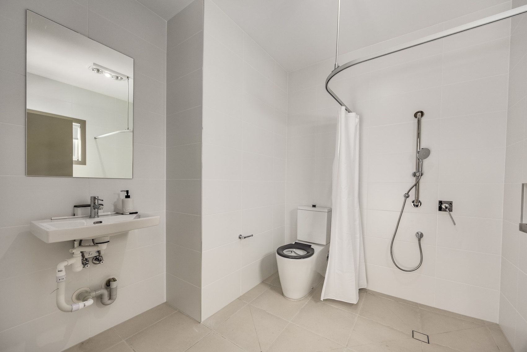 High Physical Support Housing in Elizabeth for Independent Living — Home image 12