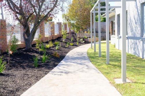 Privacy and independence in Frankston North property — Home image 5