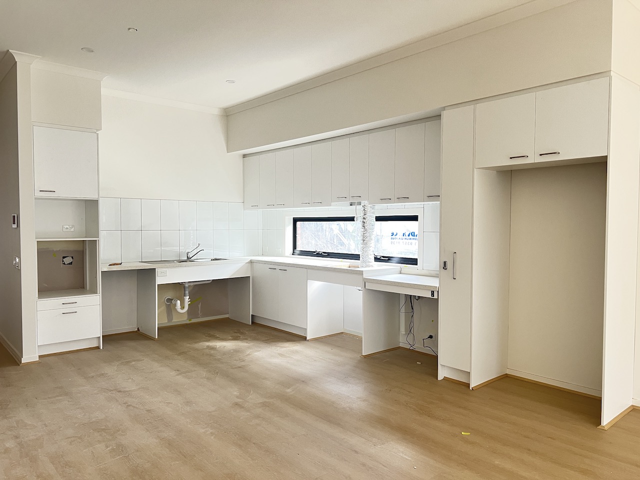 Modern & Spacious 3+OOA HPS SDA Home in Croydon — Home image 2