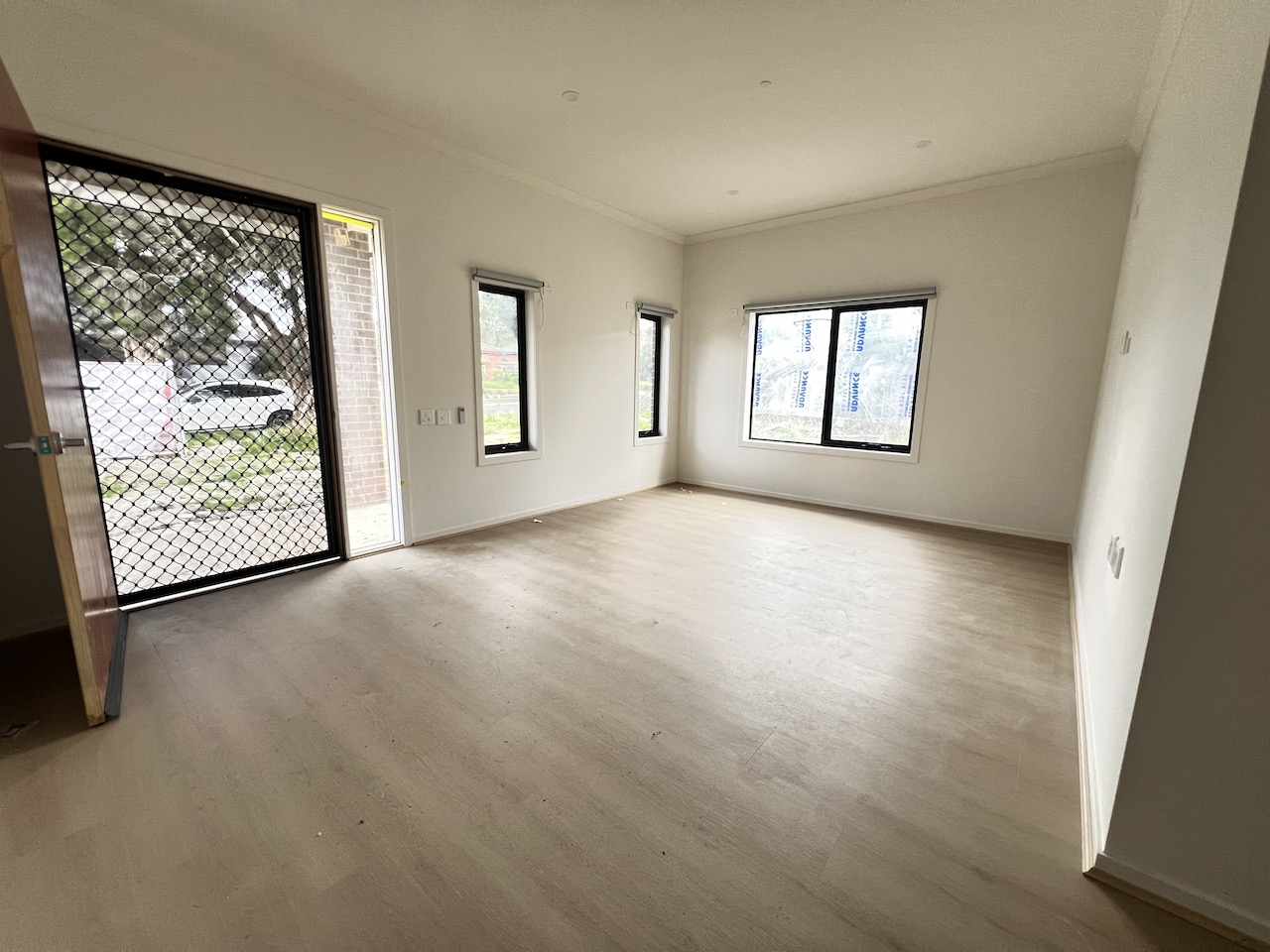 Modern & Spacious 3+OOA HPS SDA Home in Croydon — Home image 3