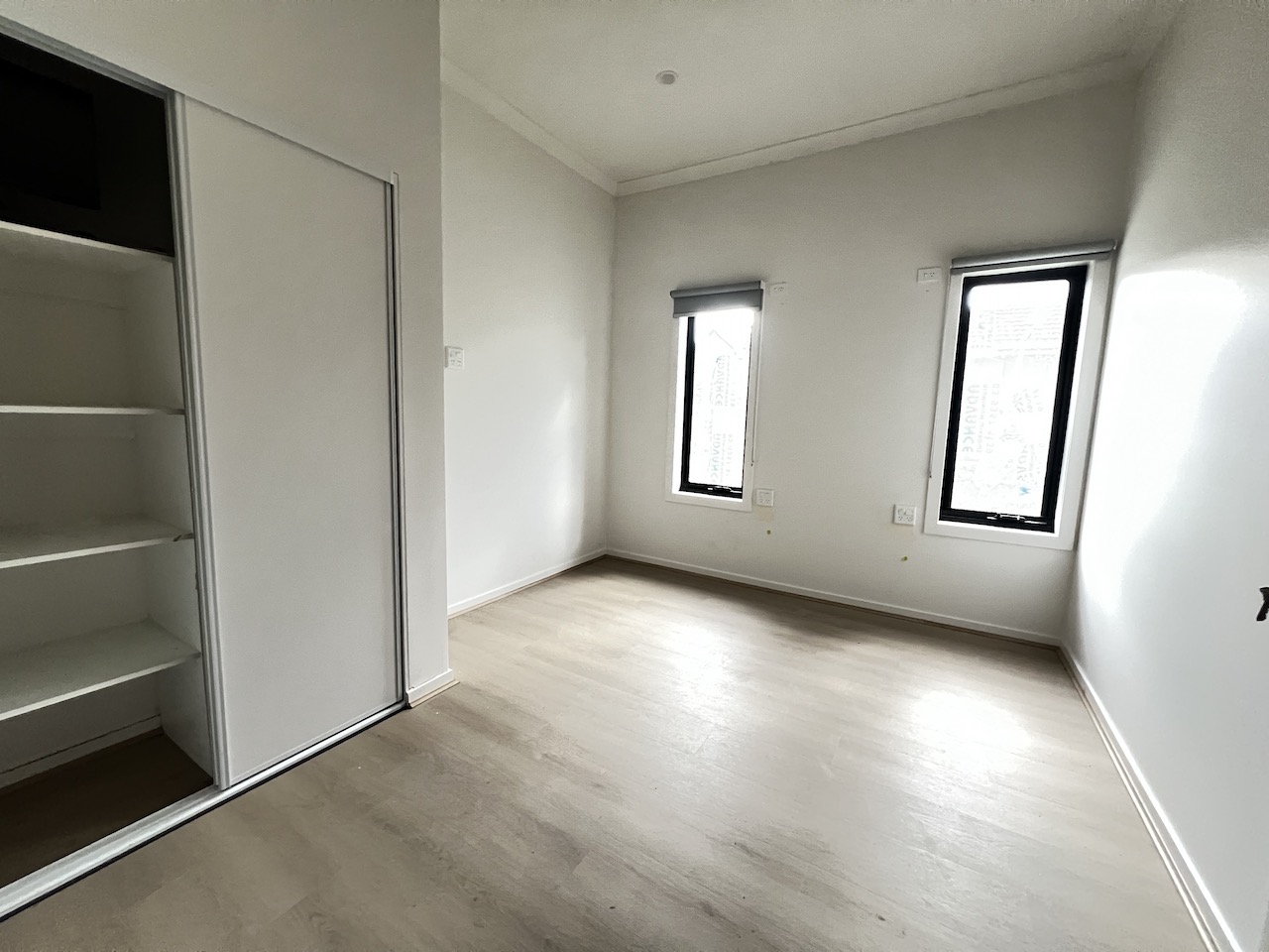Modern & Spacious 3+OOA HPS SDA Home in Croydon — Home image 5