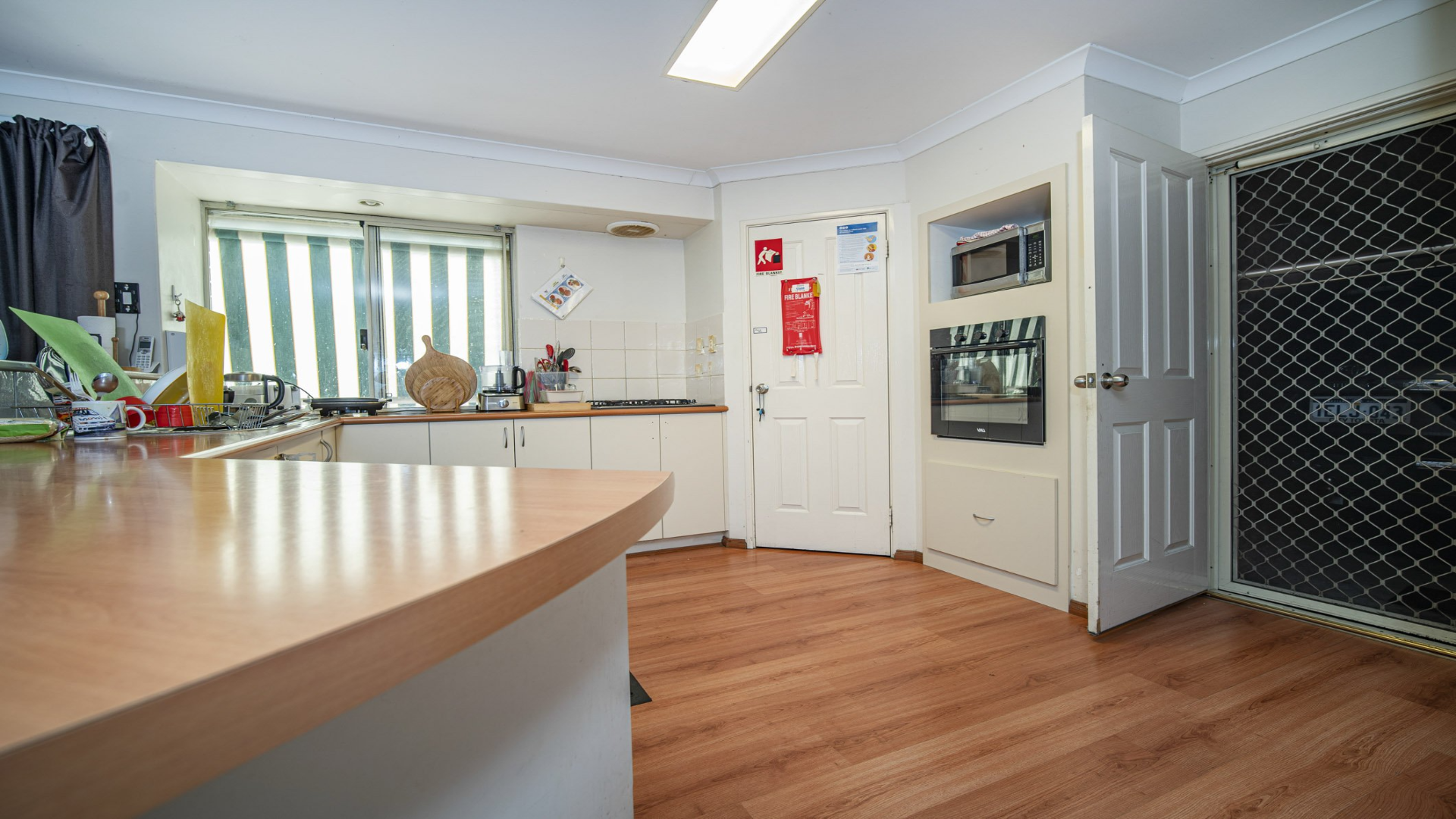 Secure, single level, modern home in quiet neighbourhood with Supported Independent Living — Home image 5