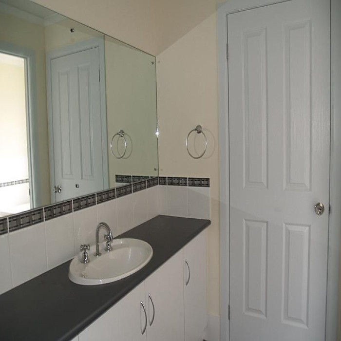 Enfield house SIL house — Home image 7