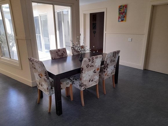Daw Park Property - One Bedroom Available — Home image 2