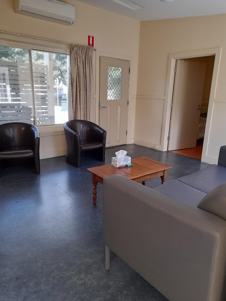 Daw Park Property - One Bedroom Available — Home image 9