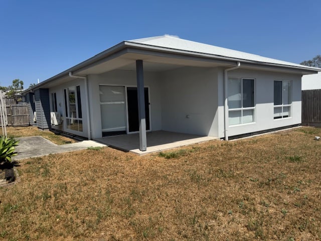 19 Sprite Way, Brassall QLD 4305 — Home image 2