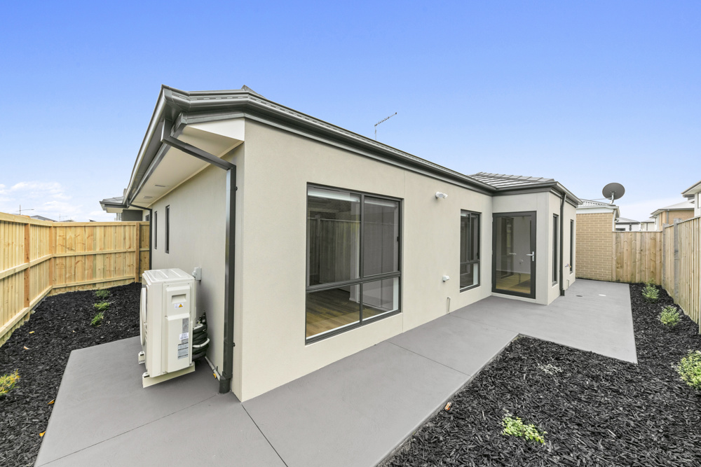 Strong. Secure. Completely Yours.- Private Robust Home in Donnybrook — Home image 10