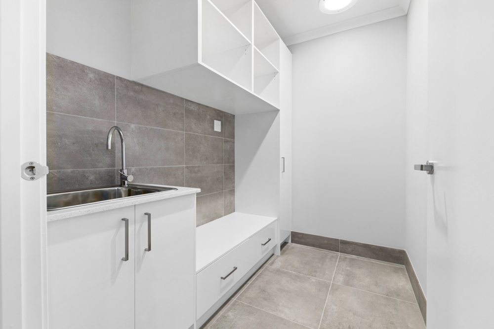 Strong. Secure. Completely Yours.- Private Robust Home in Donnybrook — Home image 11