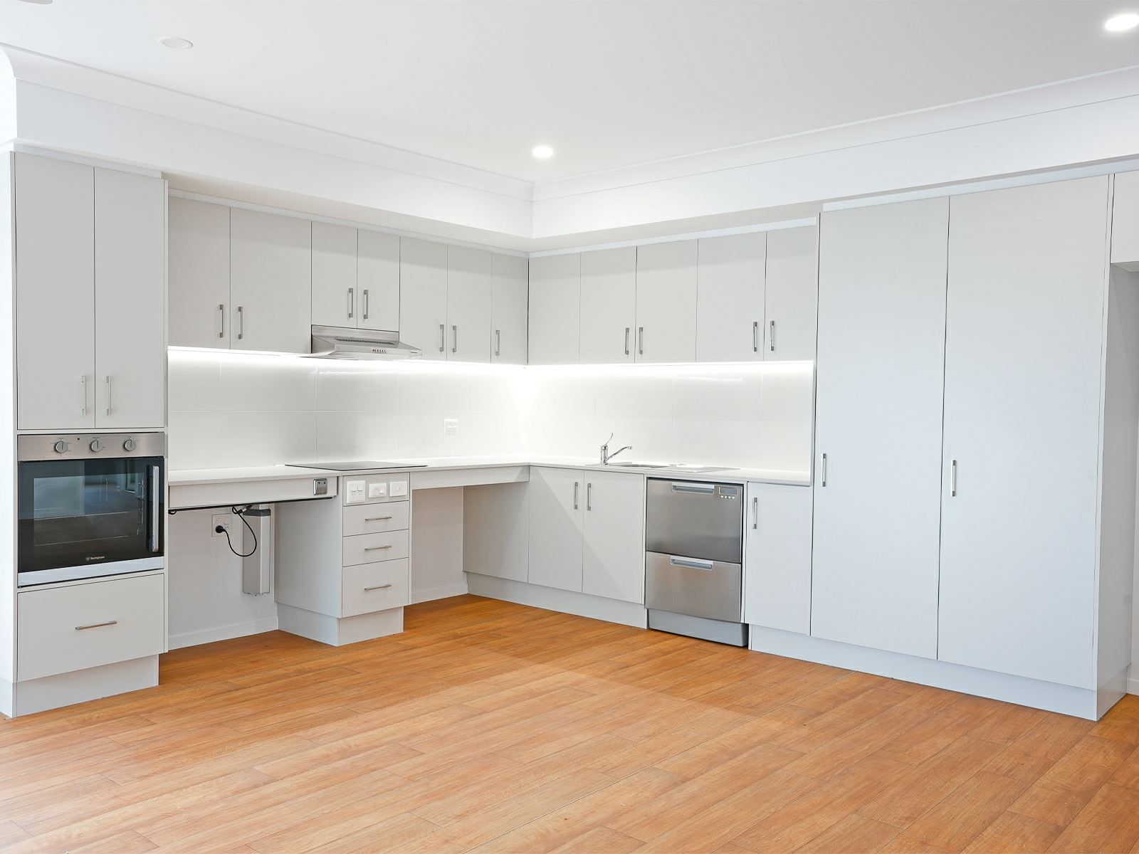 Townsville: 3 SDA Room Home with OOA — Home image 2