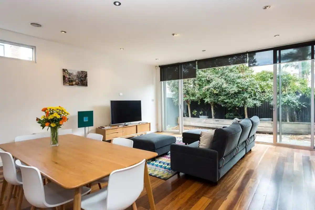Accessible Accommodation in Richmond - Available now for MTA/STA — Home image 10