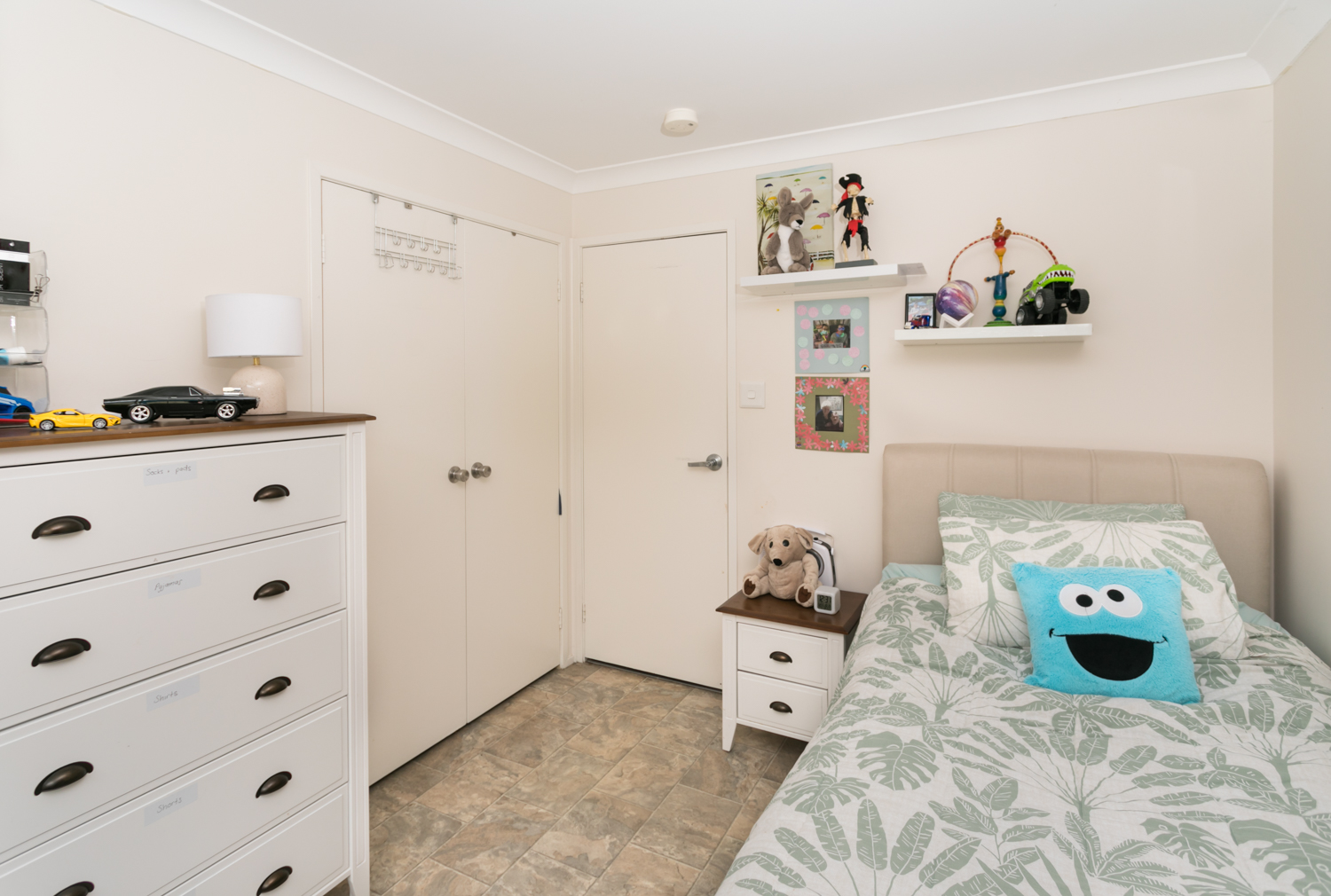 Comfortable, supported living in a peaceful six-bedroom in Kanwal — Home image 31