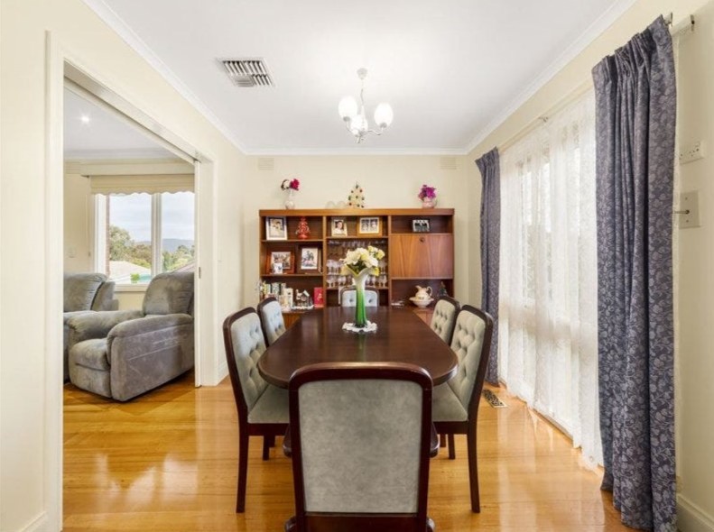 3 Generously Sized Bedrooms SIL Perfectly Situated In Wantirna — Home image 2