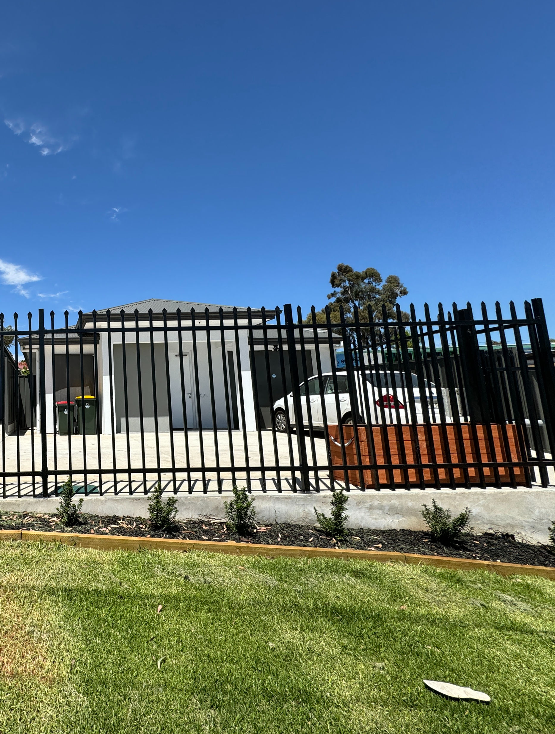 Beautifully Built SDA HPS Available Now INGLE FARM — Home image 11