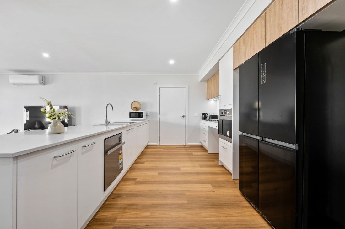 Modern 3-Bedroom HPS - Heifer Avenue, Clyde North VIC — Home image 2