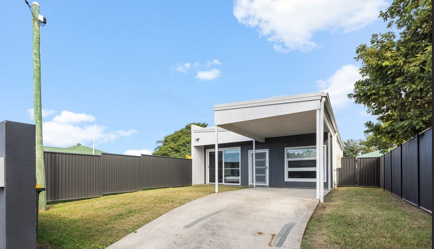 1 SDA (Robust or Improved Liv.) + OOA, in Riverview — Home image 5
