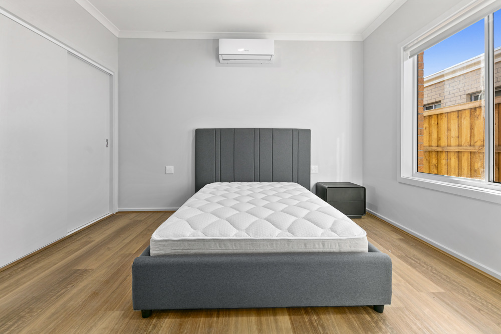  — Home image 12