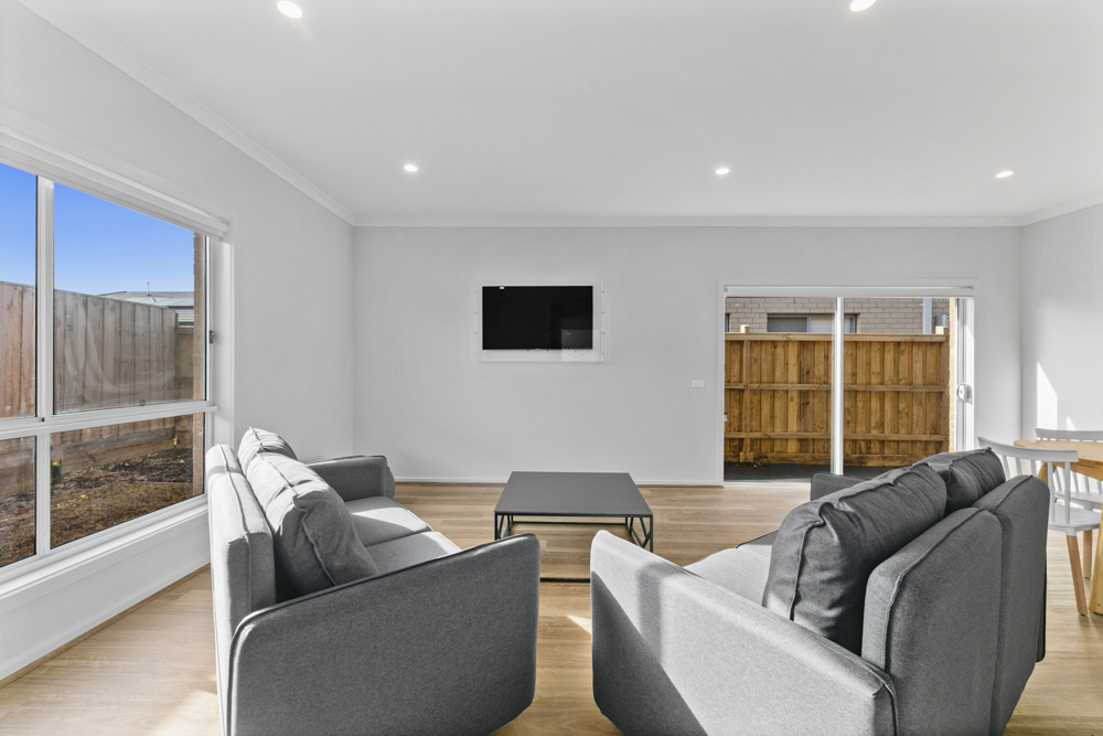  — Home image 15