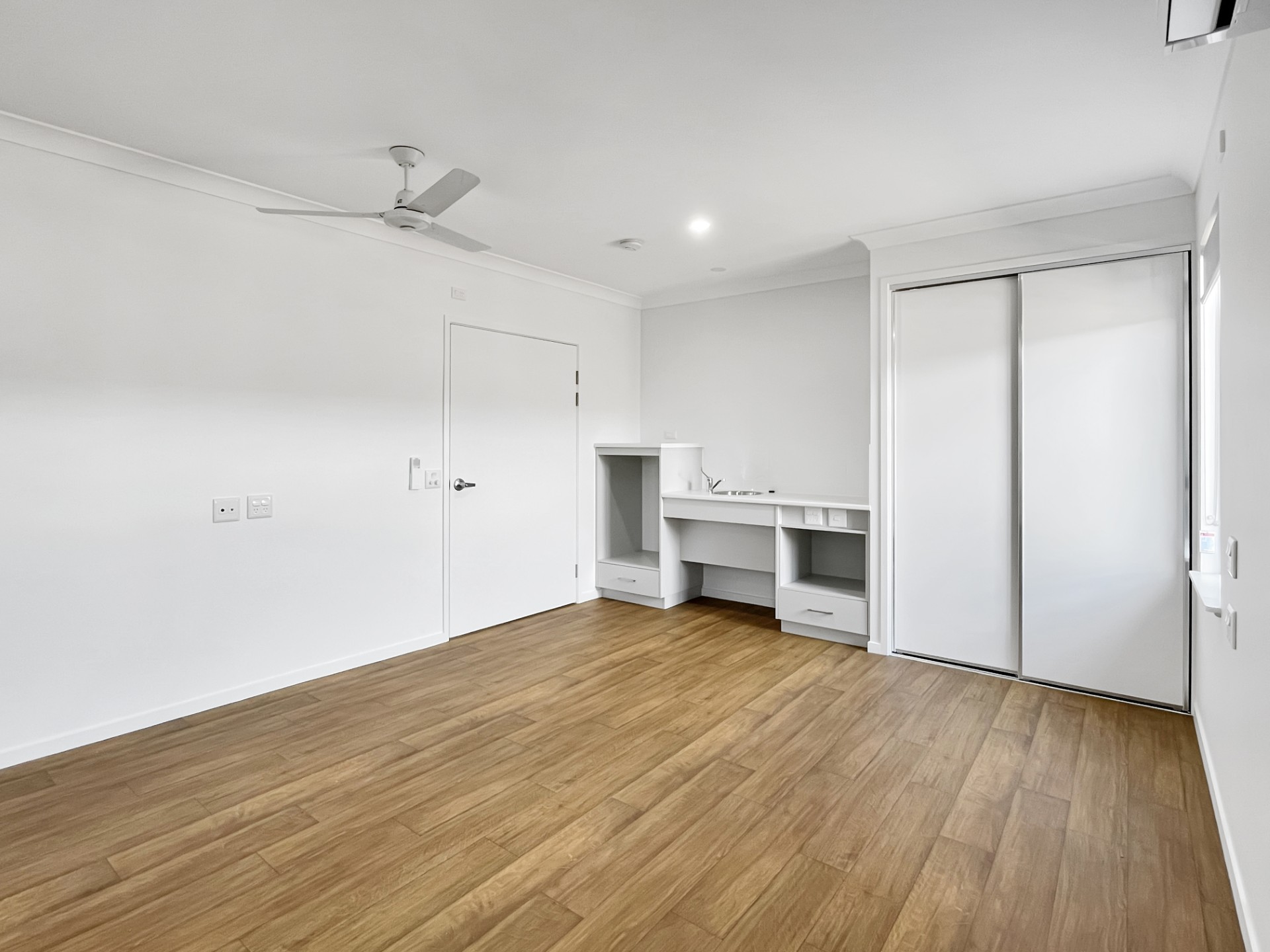 New HPS House in a central location — Home image 3