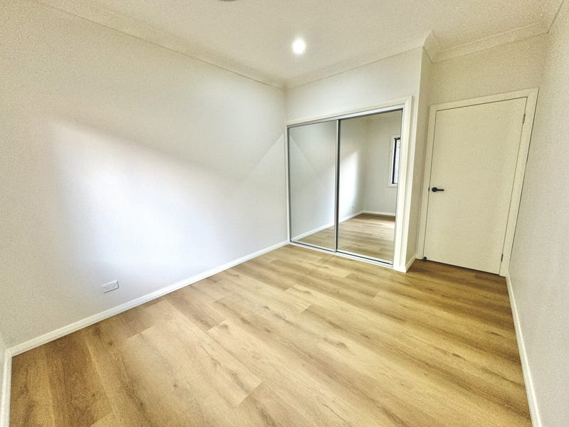 Brand new beautiful home — Home image 6